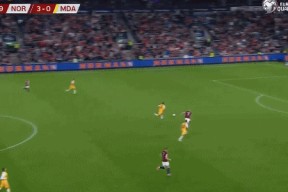 hth客户端下载包含老鹰不断突破！，哈兰德连续二十场比赛得分超过刷新纪录上演精彩一战的词条